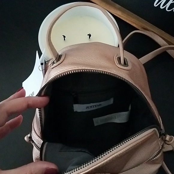 Justfab backpack - Picture 3 of 6